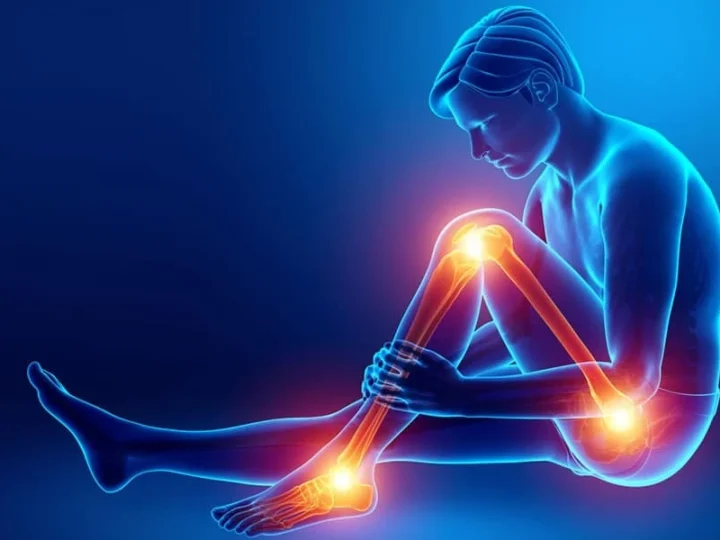 Relieve Joint Pain with Red Light Therapy: Get Your First Session Free at Boca Tanning Club!